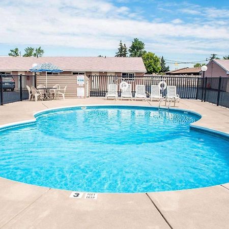 Castle Inn & Suites Καταρράκτες του Νιαγάρα Εξωτερικό φωτογραφία
