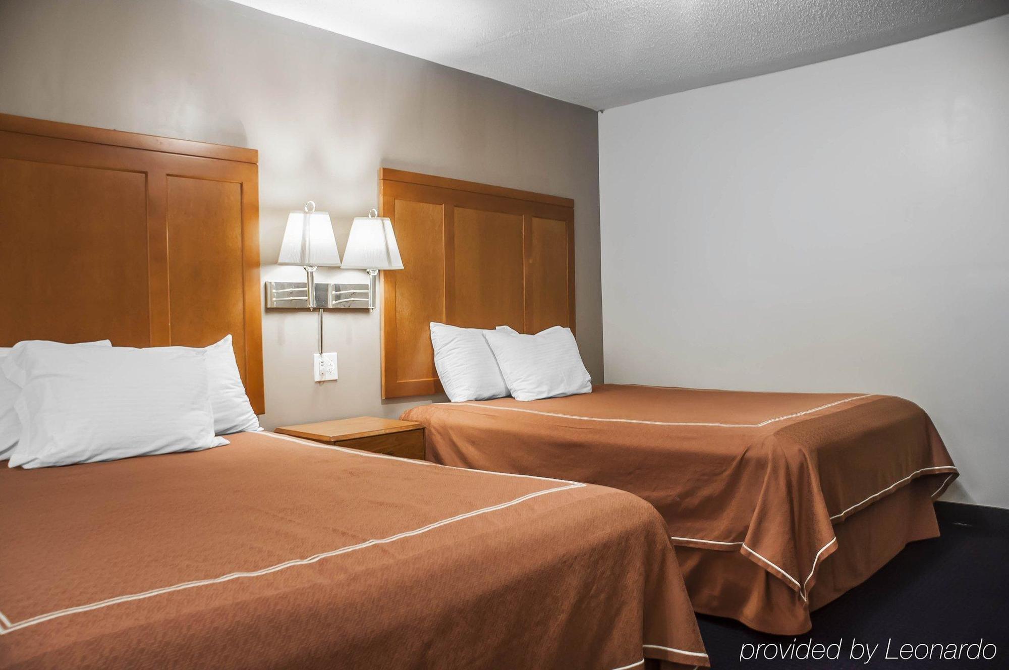 Castle Inn & Suites Καταρράκτες του Νιαγάρα Εξωτερικό φωτογραφία