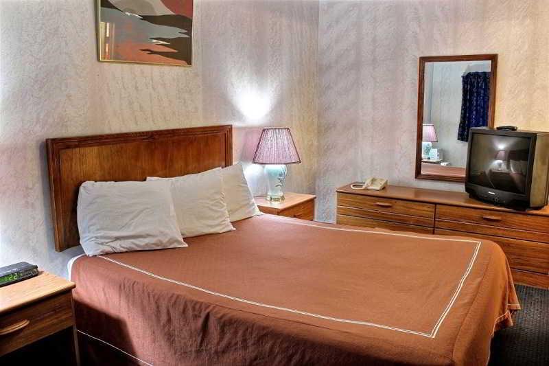 Castle Inn & Suites Καταρράκτες του Νιαγάρα Εξωτερικό φωτογραφία