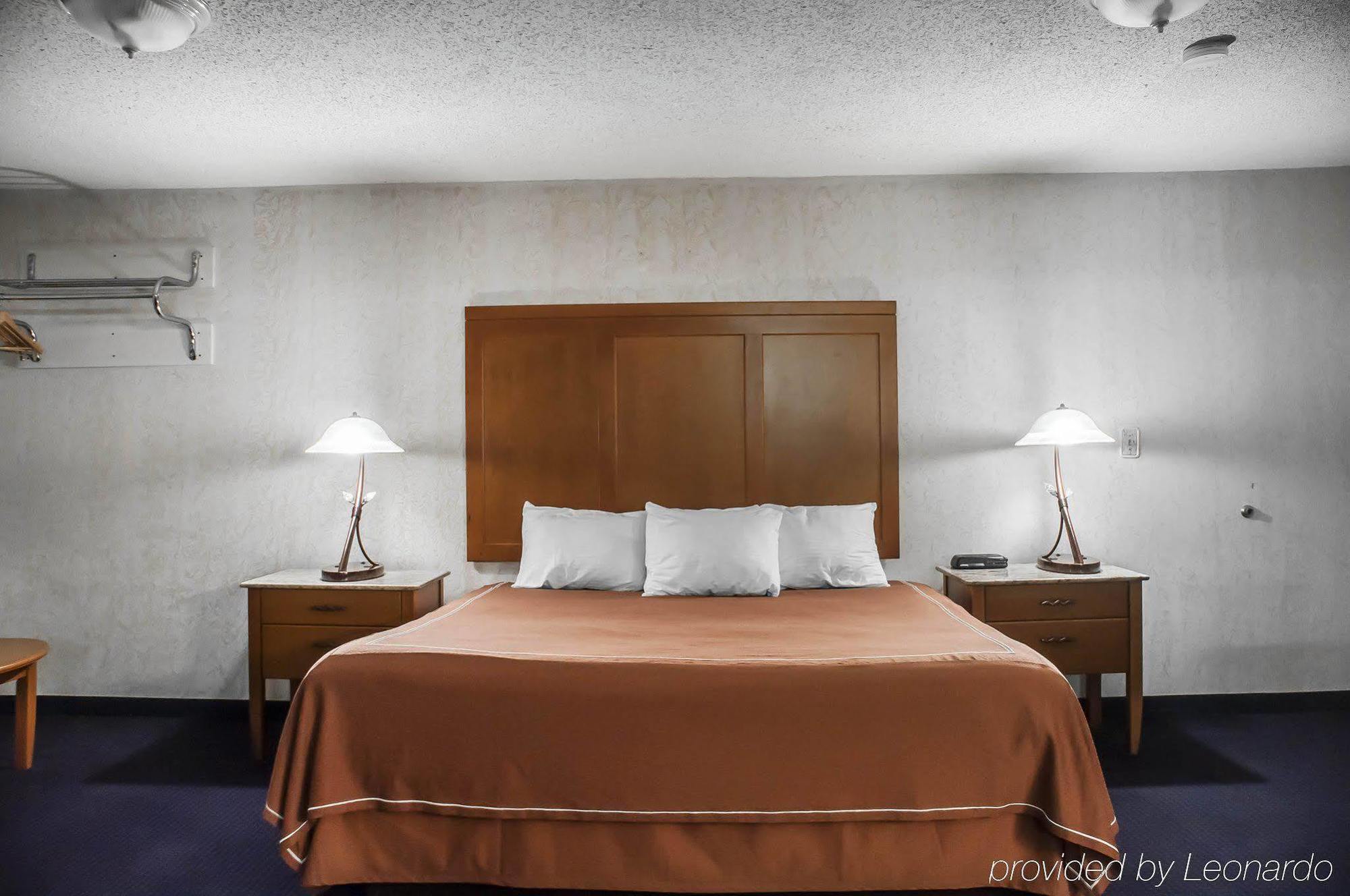 Castle Inn & Suites Καταρράκτες του Νιαγάρα Εξωτερικό φωτογραφία