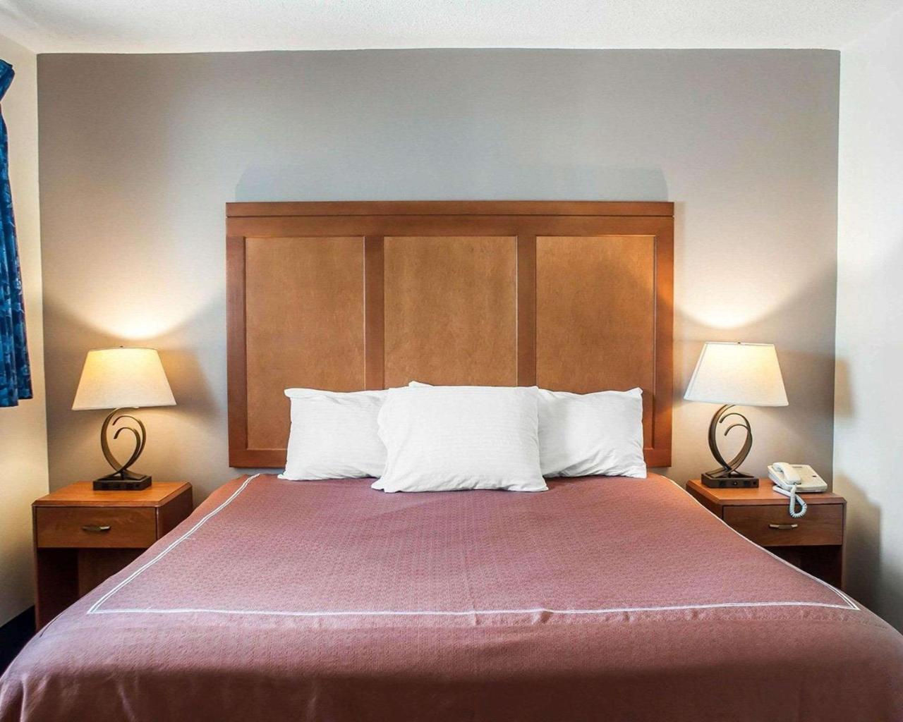 Castle Inn & Suites Καταρράκτες του Νιαγάρα Εξωτερικό φωτογραφία