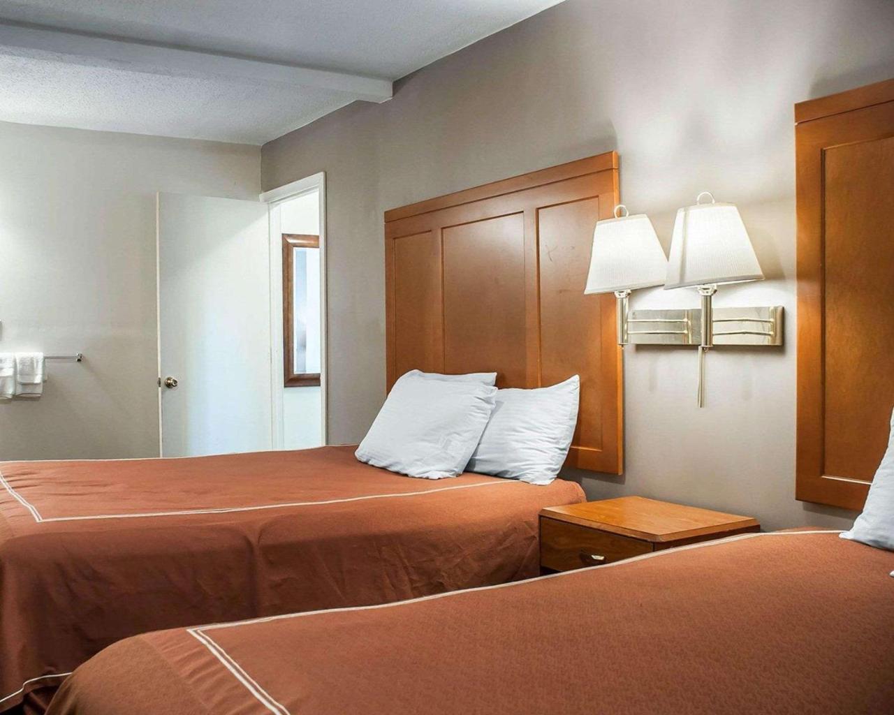 Castle Inn & Suites Καταρράκτες του Νιαγάρα Εξωτερικό φωτογραφία